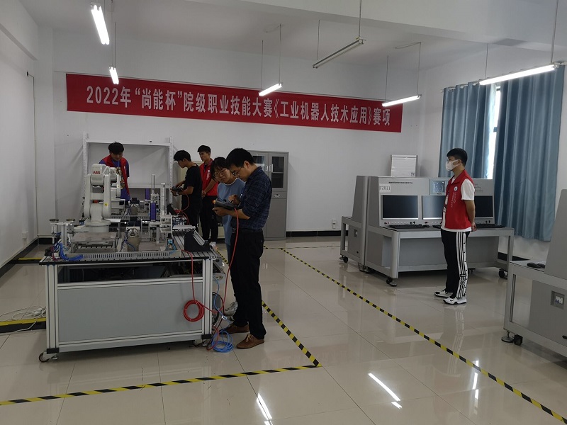 1653383713748044.jpg 3 工业机器人技术应用1.jpg